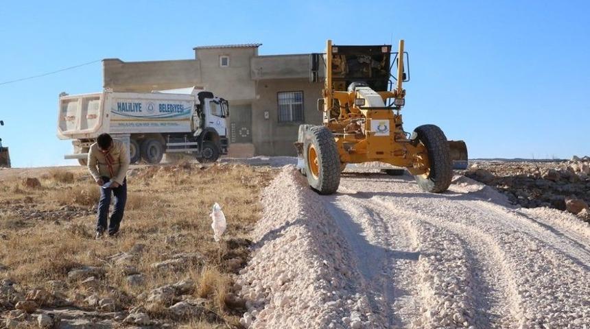 Kırsaldaki Vatandaşlar Yol &Ccedil;alışmalarından Memnun