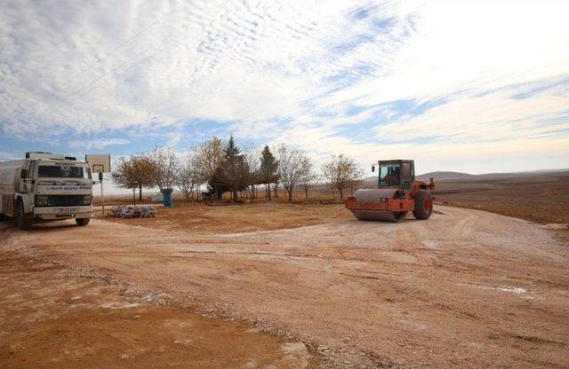 Kırsaldaki Vatandaşlar Yol Çalışmalarından Memnun