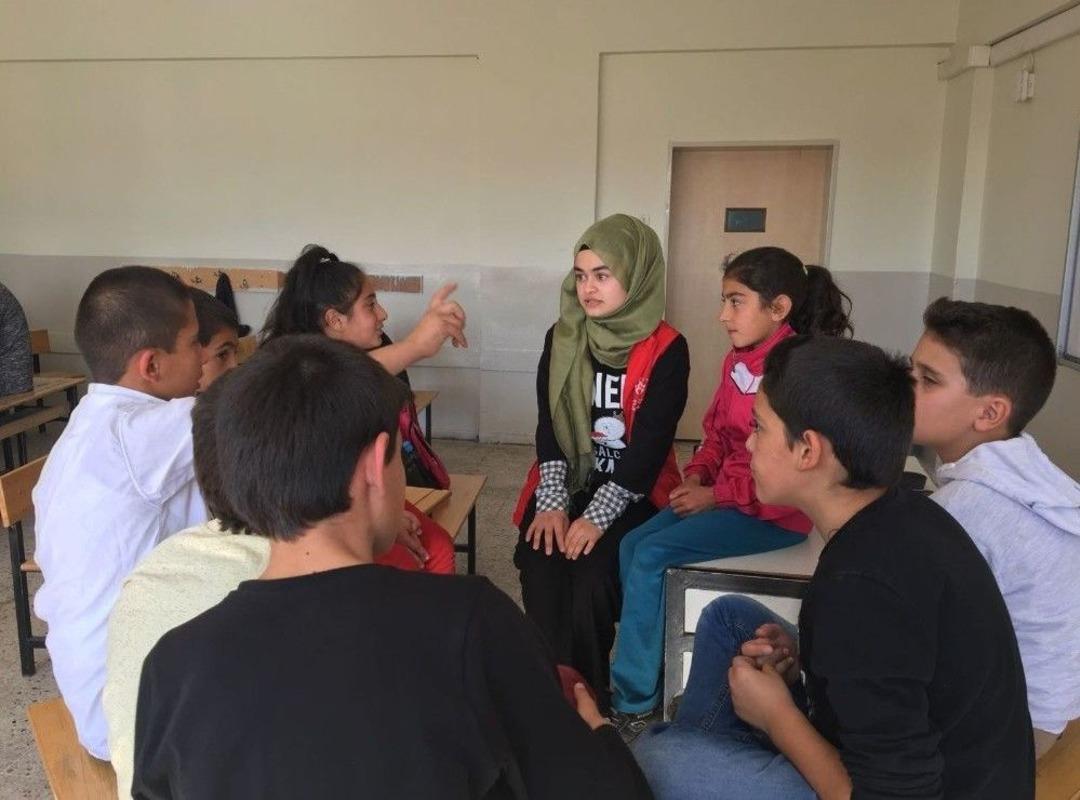 Yakutiye Gen&ccedil;lik Merkezi G&ouml;n&uuml;llere Damla Gibi D&uuml;şt&uuml;