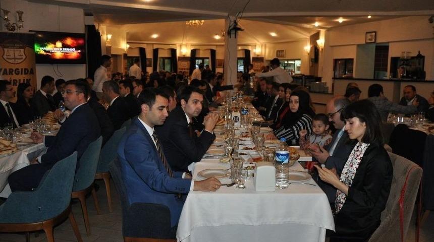 Yargıda Birlik Derneği &ldquo;5. Geleneksel İftar Programı&rdquo;nda &Uuml;yeleriyle Kars&rsquo;ta Buluştu