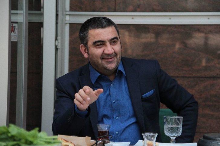 Ümit Özat: "ölmem İsteniyor, Tribünden Böyle Bir Tezahürat Var" G2