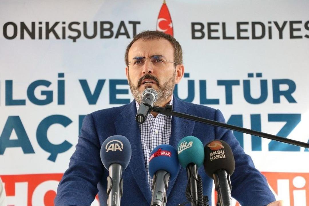 &Uuml;nal: "bilgiyi Ve K&uuml;lt&uuml;r&uuml; Kendimize Rehber Kılıyoruz"