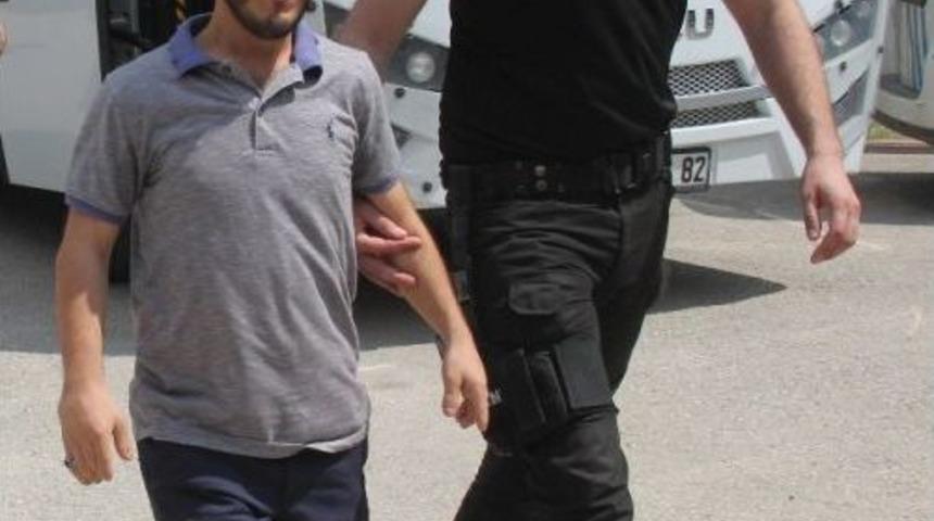 Yeniden Yapılanmaya &Ccedil;alışan Fet&ouml;&rsquo;ye Darbe