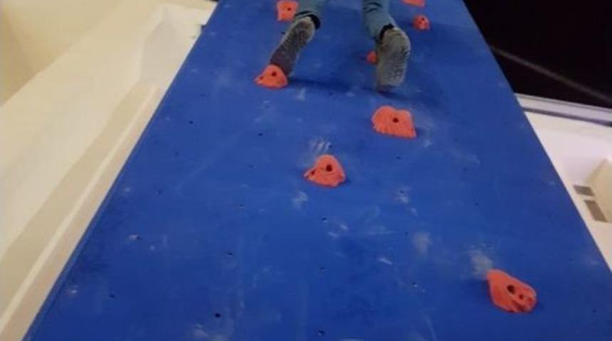 Hakkari&rsquo;de Yapay Duvar Tırmanışı