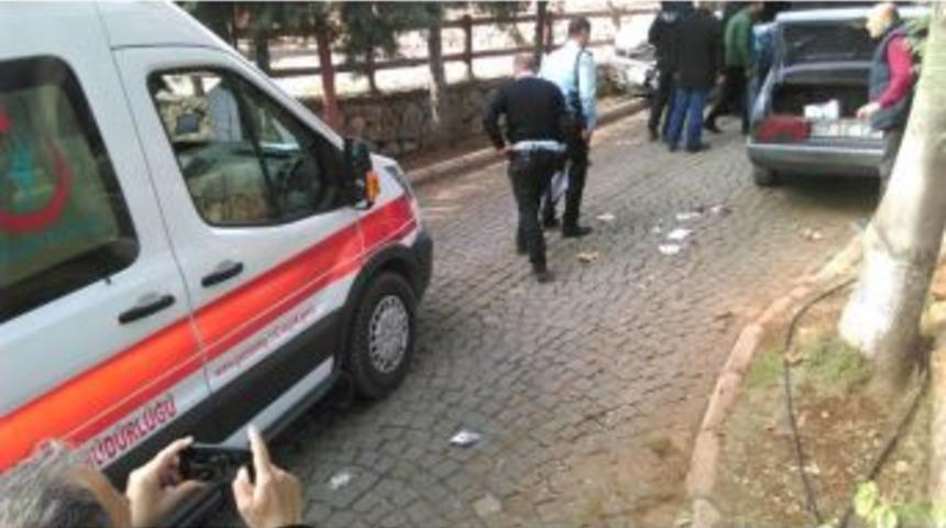 Banka Soygunu İhbarına Giden Polis Otosu Kaza Yaptı: 4 Yaralı