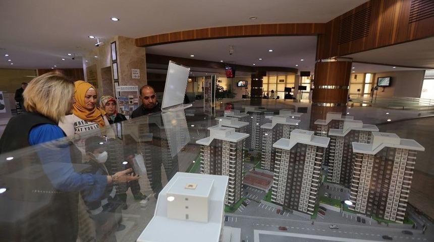 Güzelyurt Konutlarına Başvuru Yoğunluğu