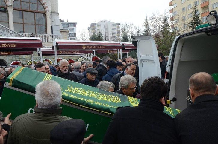 Eskişehirspor’un Eski Oyuncusu Son Yolculuğuna Uğurlandı G1