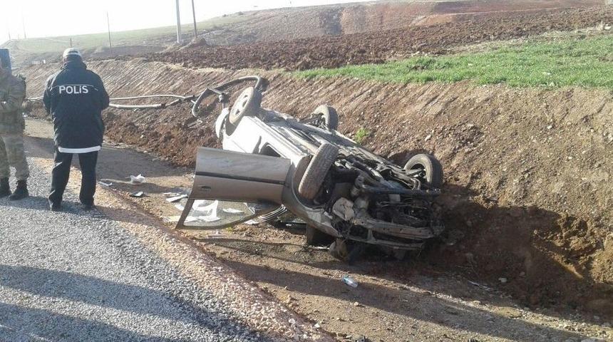 Gölbaşı İlçesinde Otomobil Takla Attı: 1 Yaralı