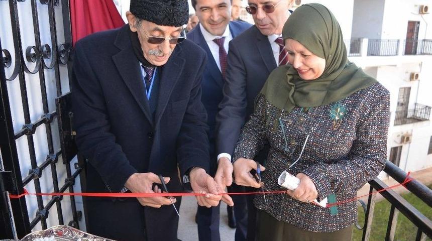 Tika, Cezayir Iı Üniversitesine Dil Laboratuvarı Kurdu