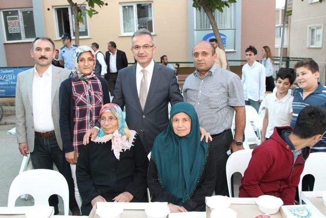 Gebze’de İftar Sofrası Cumhuriyet Mahallesi’nde Kuruldu