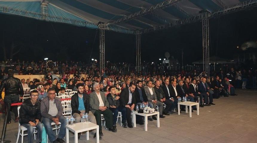 Ramazan Sokağı’nda İlahi Gecesi