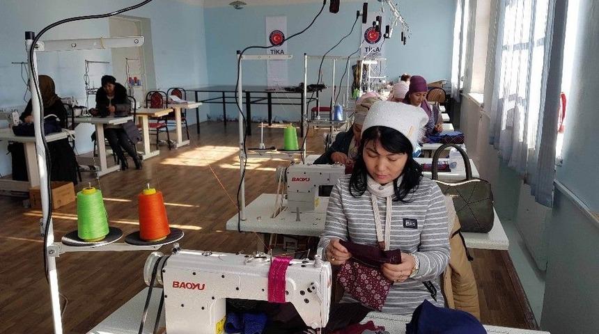 Tika&rsquo;dan Kırgızistan&rsquo;da Kadınlara Destek