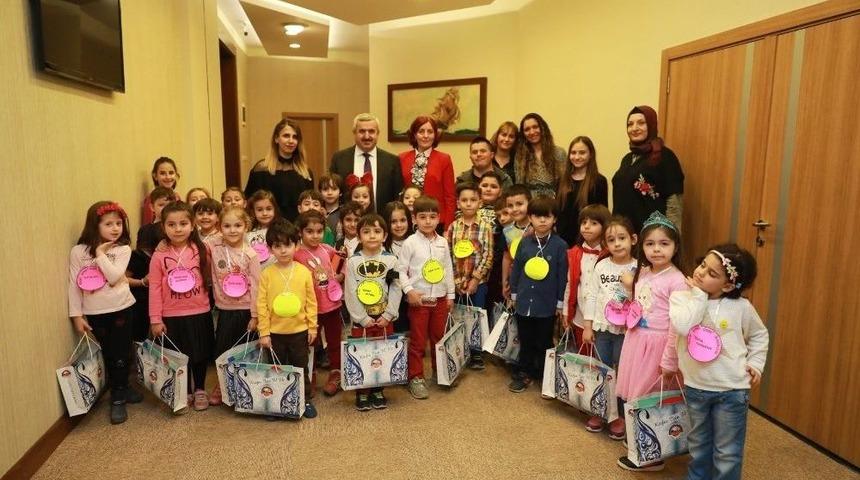 Başkan Baran, Minik Misafirlerini Ağırladı