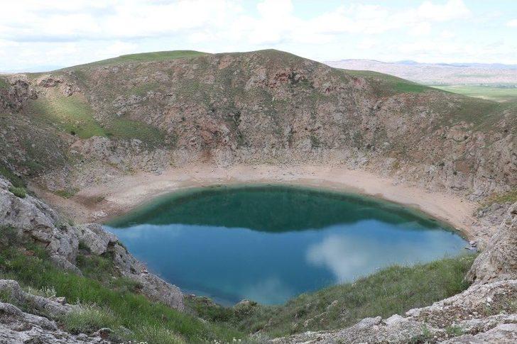 Gizemli Göller Havadan Görüntülendi G5