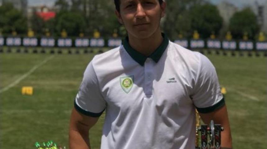 Manisa Bbsk Ok&ccedil;ulukta Milli Gurur Yaşattı