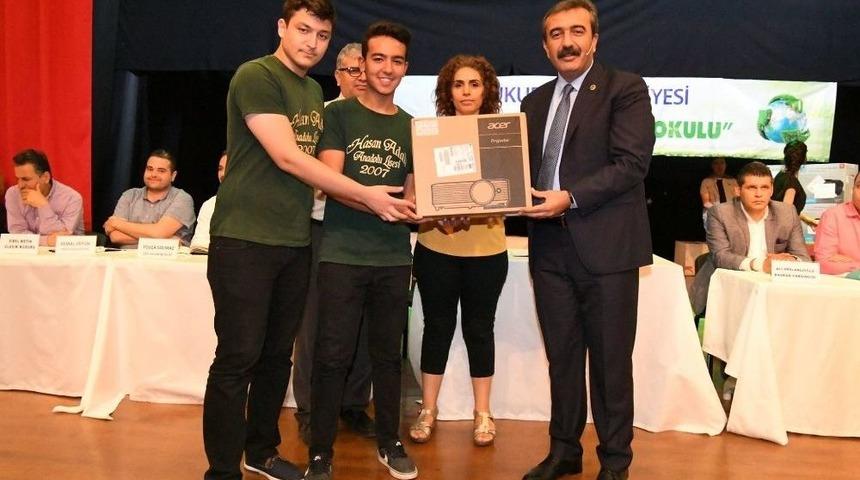 &Ccedil;evreci Miniklere &Ouml;d&uuml;l