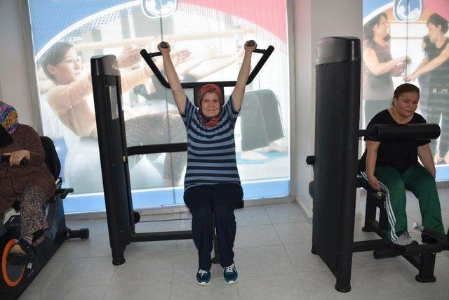 Düzenli Spor Yaparak 34 Kilo Verdi