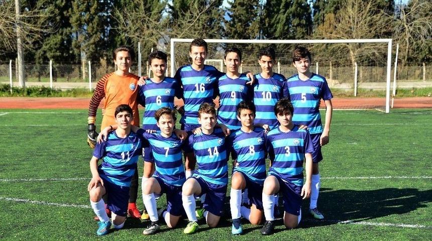 Yıldırım Belediyespor Zirvede