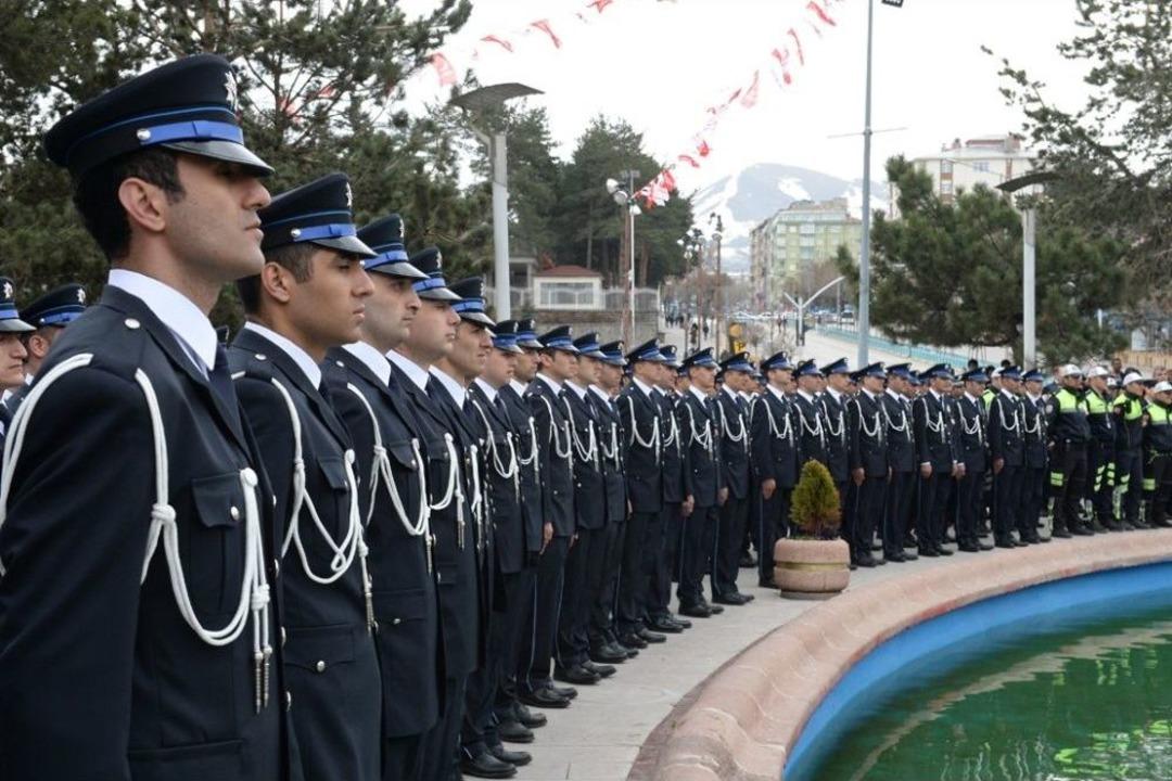 Polis Teşkilatından Vali Azizoğlu&rsquo;na Ziyaret