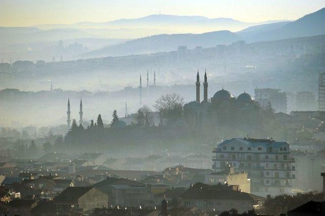 Bursa’daki Hava Kirliliğiyle İlgili Yetkililer Açıklama Yaptı