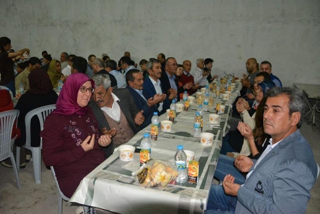 Korkuteli Tarım Kredi Kooperatifi Ortakları İle İftarda Buluştu