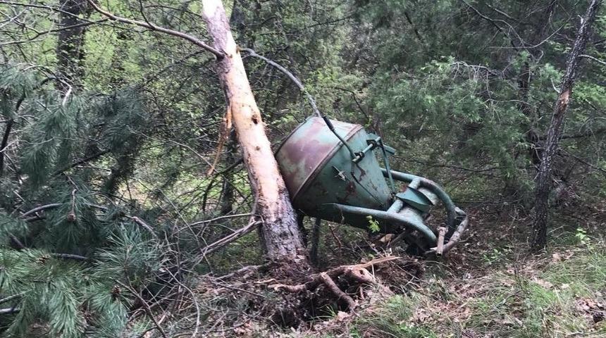 Trakt&ouml;r Ormana Yuvarlandı: 1 &Ouml;l&uuml;