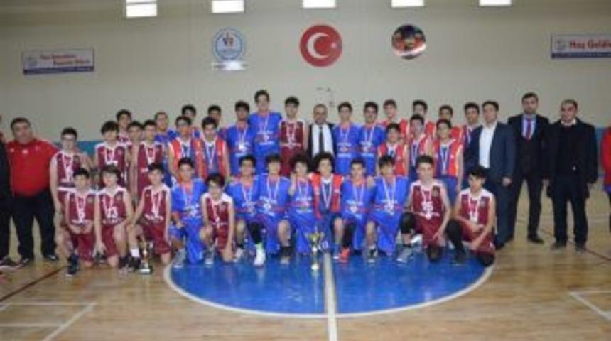 Okullar Arası Yıldızlar Basketbol Müsabakaları Sona Erdi