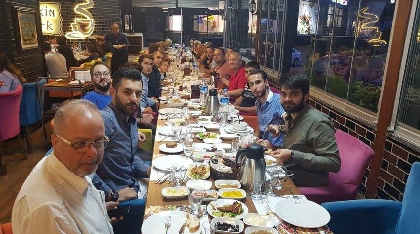 Vosvos Tutkunları İftarda Buluştu