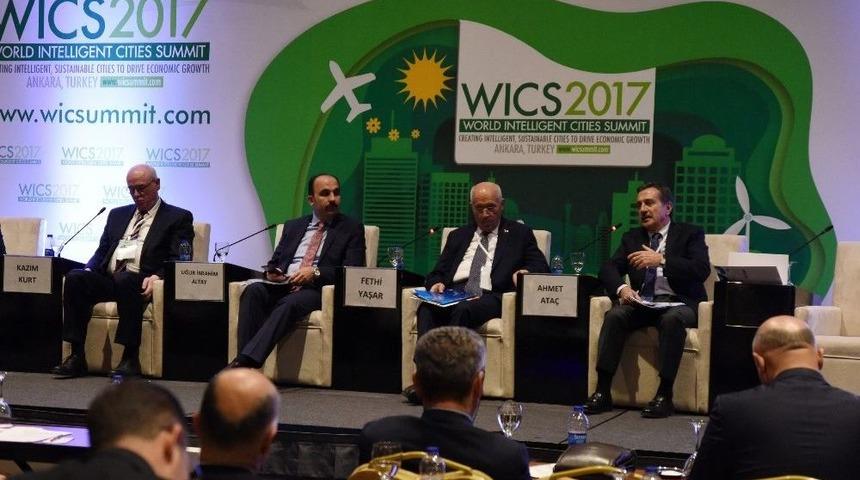 Başkan Ata&ccedil; D&uuml;nya Akıllı Şehirler Zirvesi&rsquo;nde