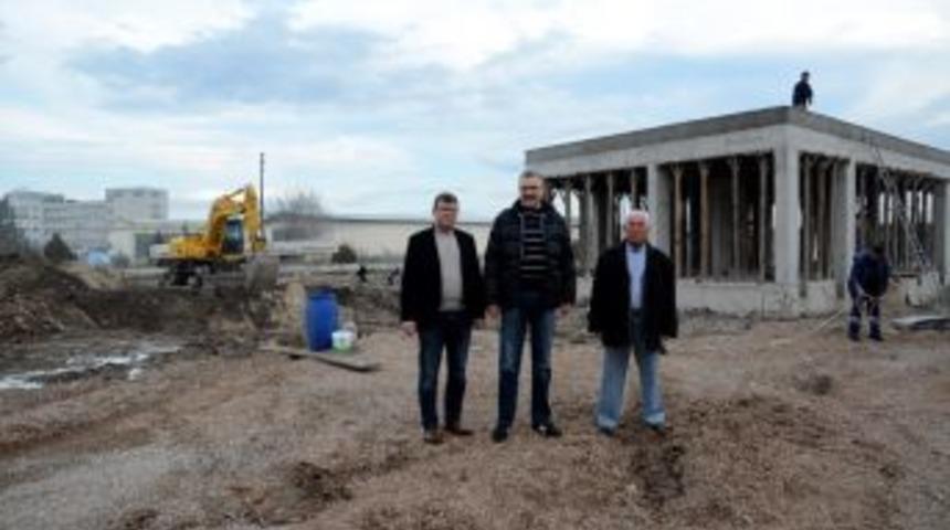 Karacabey Belediyesi&rsquo;nden Otel Ve D&uuml;ğ&uuml;n Salonu