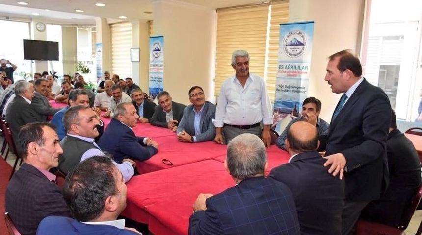 Harun Karacan&rsquo;dan Es Ağrılılar Derneğine Ziyaret