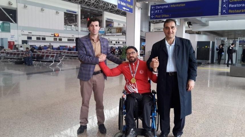 Avrupa Şampiyonu G&ouml;khan Seven Memleketi Erzurum&rsquo;da Karşılandı