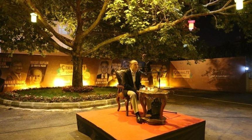 Çınaraltı Sohbetleri Prof. Dr. Çiçekler’i Ağırladı