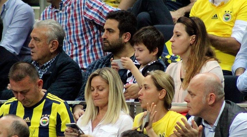 Fenerbahçe Maçında Minik Beşiktaşlı