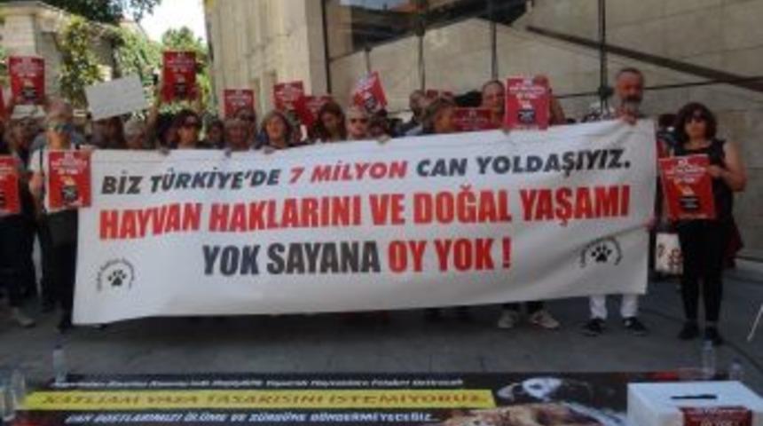 Hayvan Hakları Savunucuları, &ldquo;doğayı Ve Hayvanların Yaşam Haklarını Korumayan Siyasilere Oy Yok&rdquo; Kampanyası Başlattı