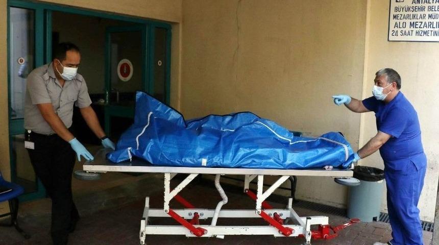 Rus Mafya Liderinin Cenazesi &Ouml;zel Bir Şirket Tarafından Alındı