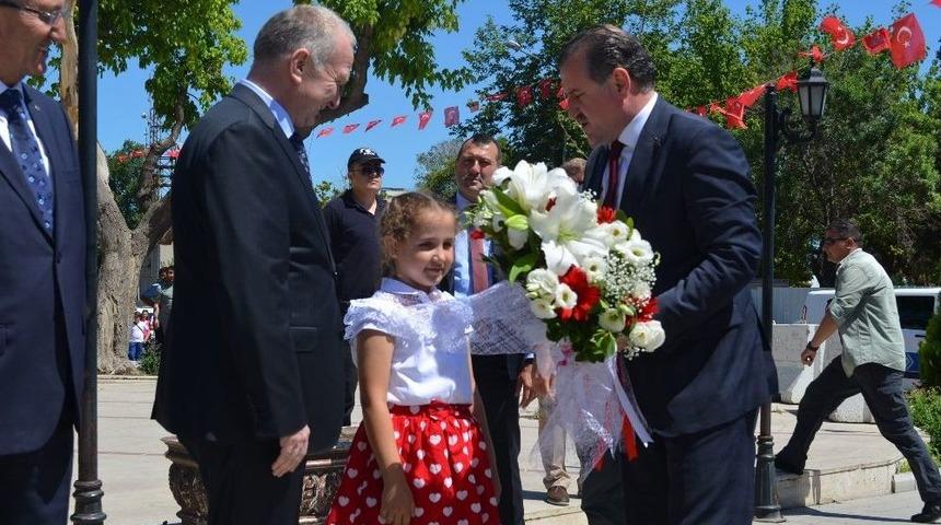 Gen&ccedil;lik Ve Spor Bakanı Dr. Osman Aşkın Bak Tekirdağ&rsquo;da;