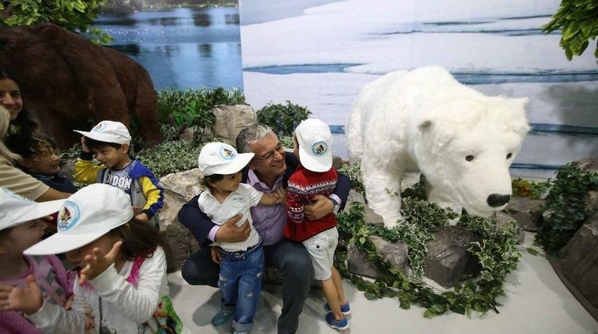 &Ouml;d&uuml;ll&uuml; Karikat&uuml;rler Evrensel &Ccedil;ocuk M&uuml;zesi&rsquo;nde