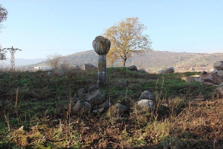 Osmanlı Döneminden Kalma Mezarlar Restore Ediliyor G2