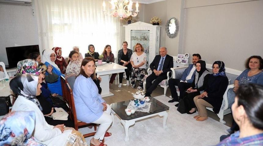 Başkan Uysal, Zeytinburnu&rsquo;nda &ldquo;millet Bah&ccedil;esi&rdquo; M&uuml;jdesi Verdi