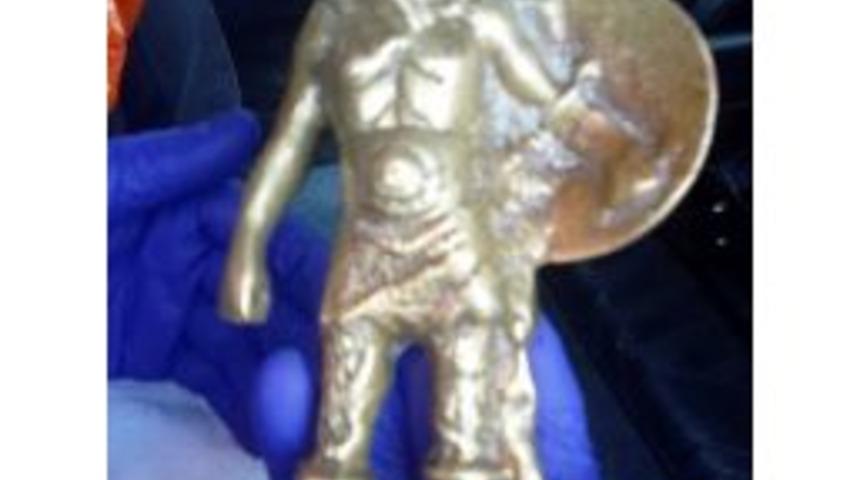 Yolcunun El Bagajından Tarihi Viking Heykeli &Ccedil;ıktı