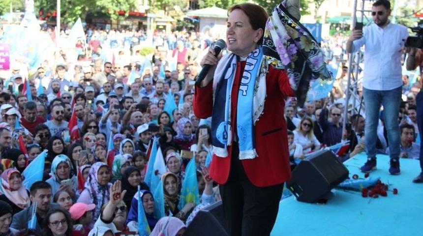 Meral Akşener K&uuml;tahya&rsquo;da