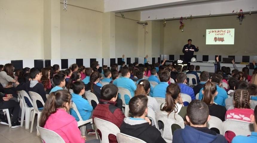 İlk Ve Ortaokul &Ouml;ğrencilerine Yangın Eğitimi