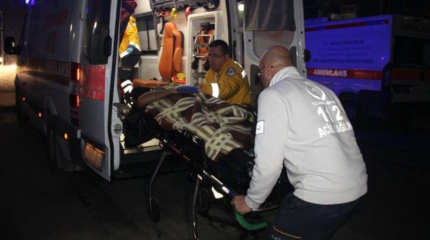 Baba Oğul Fazla Hesap Tartışmasında Arkadaşlarını Vurdular