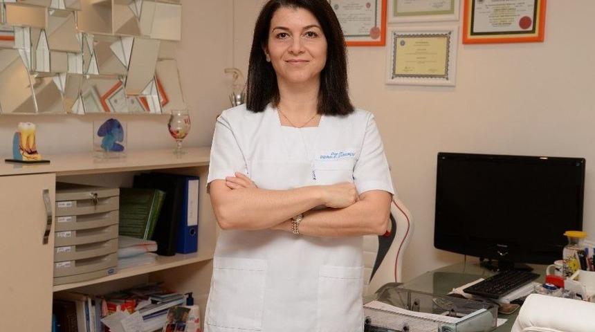 Bebeklerdeki &Ccedil;&uuml;r&uuml;k Dişlere Dikkat