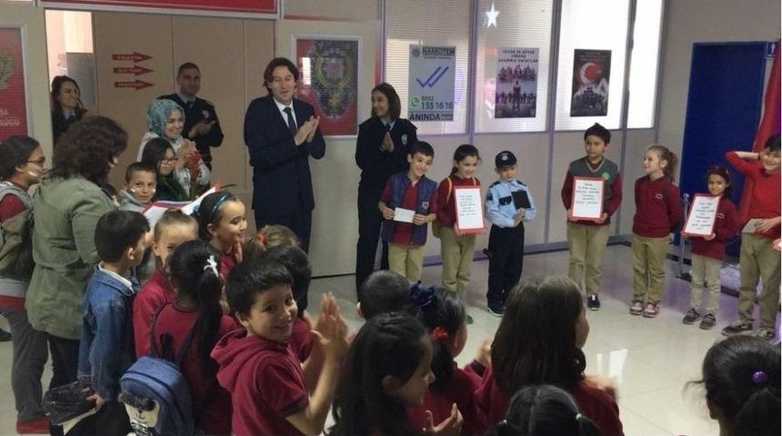 Minik &Ouml;ğrencilerden Emniyete Anlamlı Ziyaret