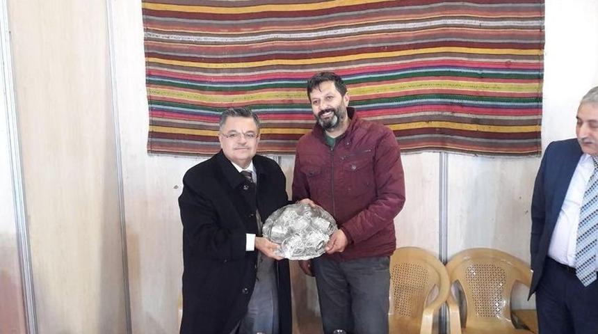 Başkan Yağcı Bilecik Organik Ve Y&ouml;resel &Uuml;r&uuml;nler Alışveriş G&uuml;nleri Pazarını Gezdi