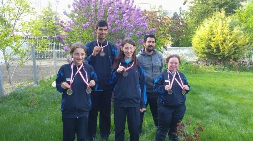 &Ouml;zel Dereceleri İle Karaman&rsquo;ı Fethettiler