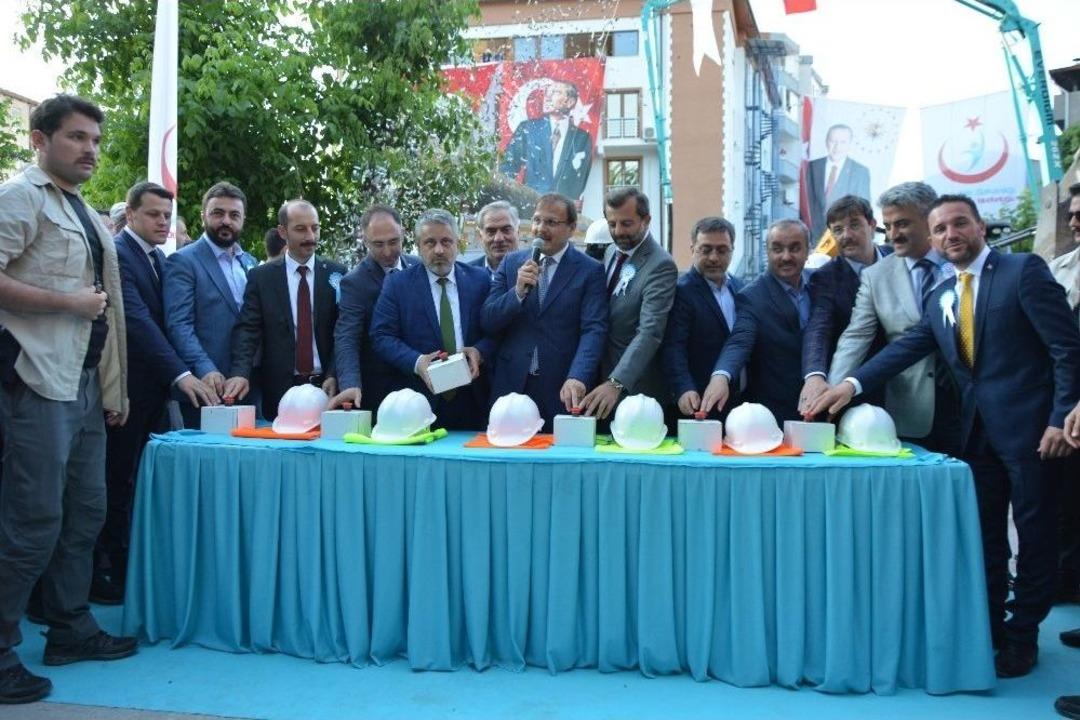 Başbakan Yardımcısı &Ccedil;avuşoğlu: "eskiden K&ouml;şklerde H&uuml;kumet Kurup H&uuml;kumet Yıkarlarmış"