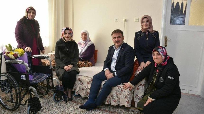 G&uuml;m&uuml;şhane Belediyesi Aile Yaşam Merkezi G&ouml;n&uuml;lleri Kazanmaya Devam Ediyor